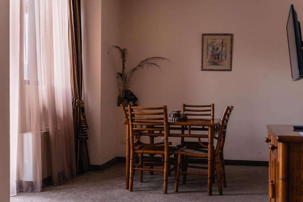 Hotel Orbel Dobriniste Kültér fotó